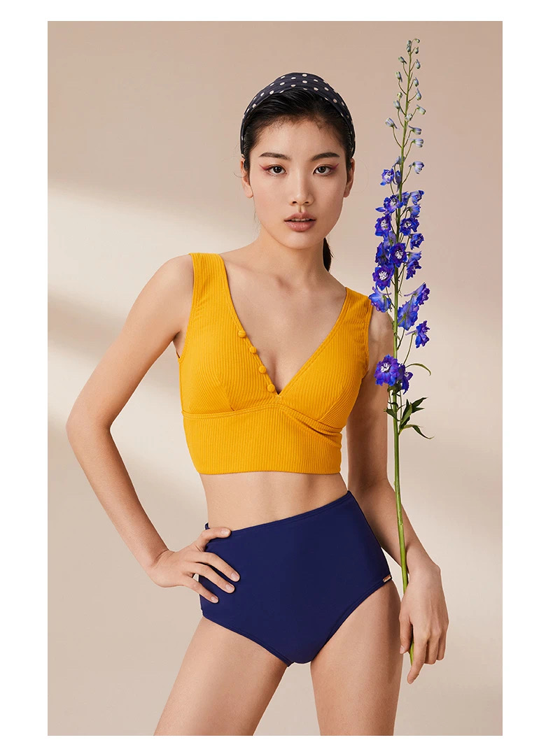 NEW IN | 甜酷撞色穿搭来袭！回头率200%！！！